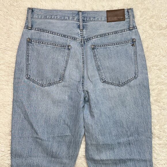 NWT Madewell Relaxed Jeans in Cresthaven Wash: Ripped Edition in size 26 - Picture 16 of 16